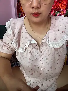Snapshot of Samsam-006 chatting on 8, 5, 2026 Samsam-006 online show from 8, 5, 2026