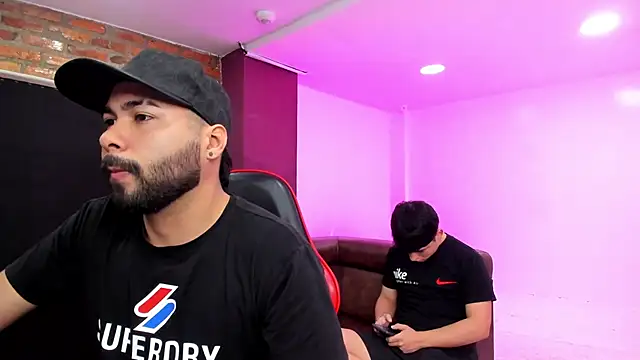 HotThreesoome online show from 13, 2, 2026