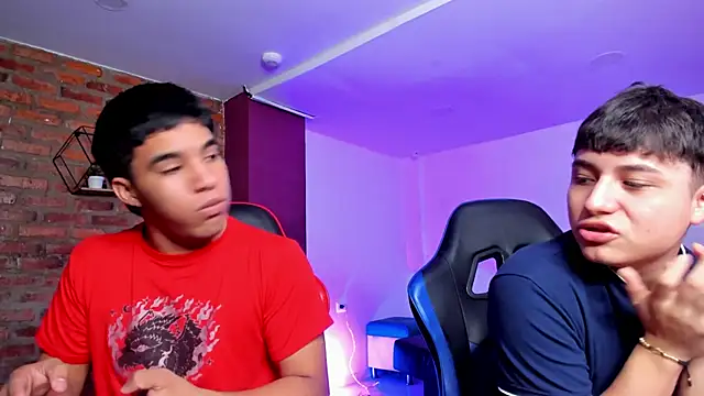 HotThreesoome online show from 3, 3, 2026