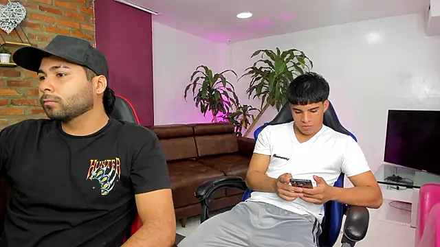 HotThreesoome online show from 3, 2, 2026