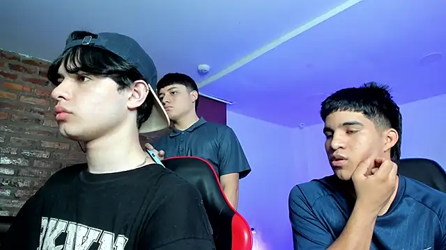 HotThreesoome online show from 4, 3, 2026