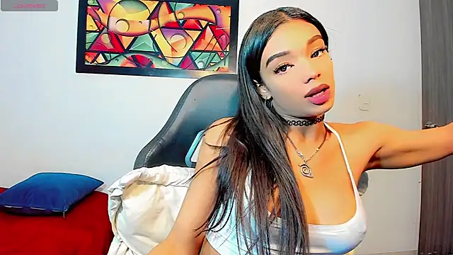 Snapshot of GigiTremblay chatting on 7, 6, 2026 GigiTremblay online show from 7, 6, 2026