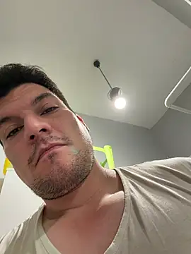 CharlyAlfa22 online show from 29, 6, 2026