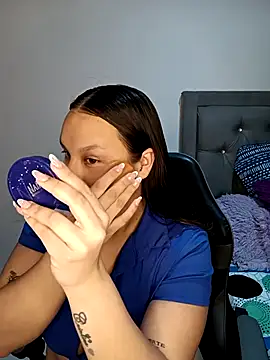 Snapshot of Valeriaa_21 chatting on 17, 6, 2026 Valeriaa 21 online show from 17, 6, 2026