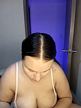Snapshot of Valeriaa_21 chatting on 11, 6, 2026 Valeriaa 21 online show from 11, 6, 2026
