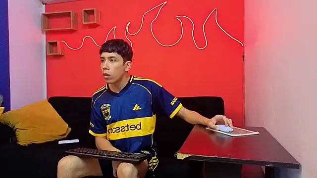 Neo Twink online show from 13, 3, 2026