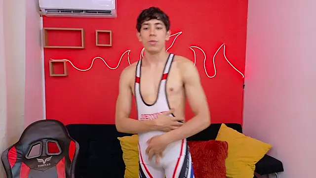 Snapshot of Neo_Twink chatting on 18, 7, 2026 Neo Twink online show from 18, 7, 2026