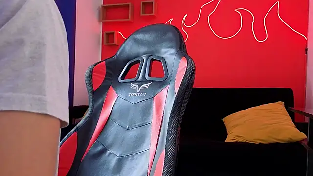 Neo Twink online show from 25, 3, 2026