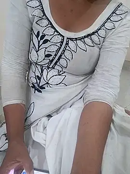 Riya rani8 online show from 2, 4, 2026