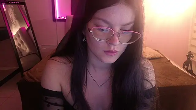 Sara valderrama  online show from 5, 2, 2026