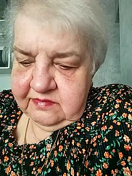 HapinessLovee online show from 28, 4, 2026