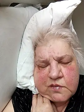 HapinessLovee online show from 30, 3, 2026