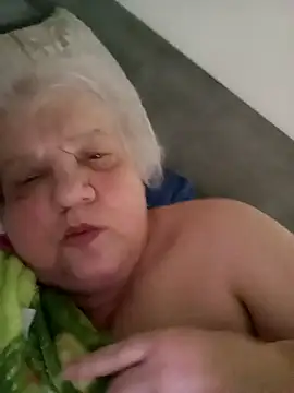 HapinessLovee online show from 4, 4, 2026