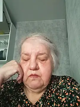 HapinessLovee online show from 22, 4, 2026