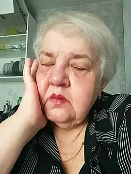 HapinessLovee online show from 26, 4, 2026
