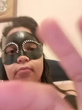 h4cPaolaMascherata online show from 11, 4, 2026