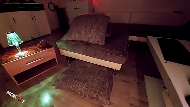 mindfvkc online show from 18, 4, 2026