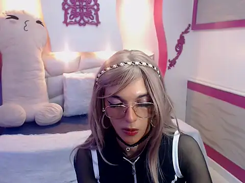 Lis Pearson online show from 7, 1, 2026