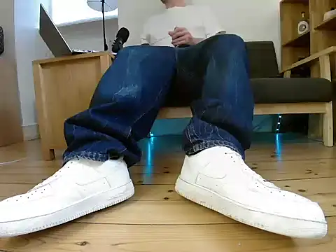 Snapshot of jonas_camboy chatting on 19, 5, 2026 jonas camboy online show from 19, 5, 2026