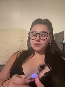 Wild Busty Niyah XX online show from 21, 12, 2025