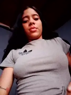 Vaness hot online show from 6, 4, 2026