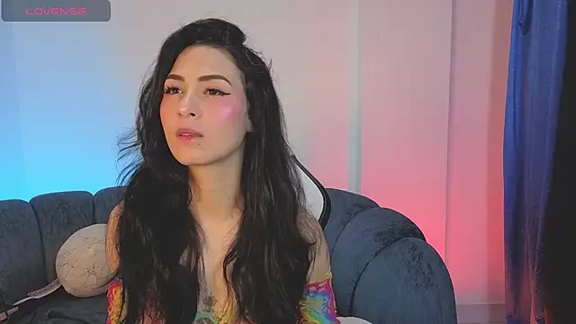 Snapshot of Madison_Cortes chatting on 4, 12, 2025 Madison Cortes online show from 4, 12, 2025