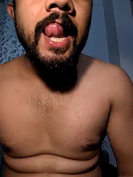 sexytomdev online show from 6, 2, 2026