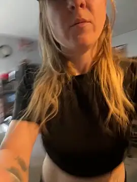 alluringpixie online show from 4, 3, 2026