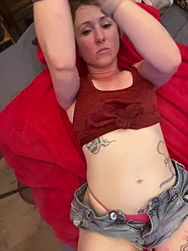 alluringpixie online show from 18, 4, 2026