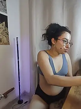 little  ammy online show from 22, 7, 2026