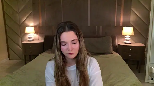 Lina Sinerz online show from 10, 3, 2026