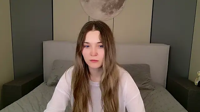 Lina Sinerz online show from 28, 3, 2026