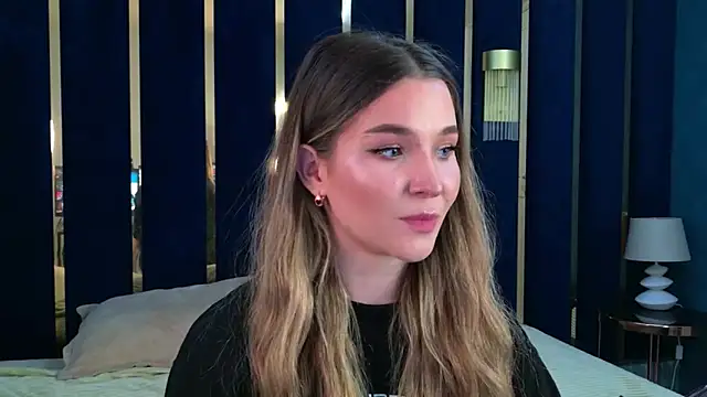 Lina Sinerz online show from 5, 4, 2026