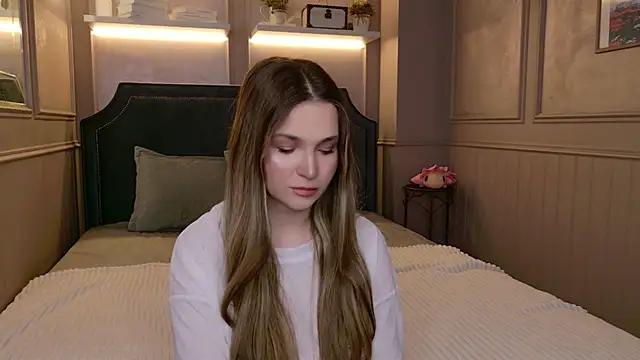 Lina Sinerz online show from 11, 4, 2026