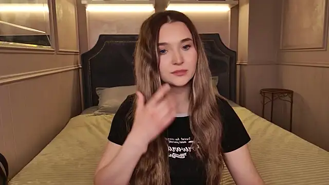 Lina Sinerz online show from 18, 3, 2026