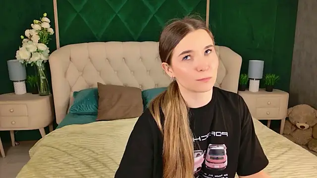 Lina Sinerz online show from 24, 3, 2026