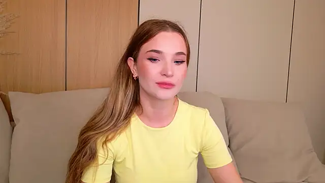 Snapshot of Lina_Sinerz chatting on 29, 6, 2026 Lina Sinerz online show from 29, 6, 2026