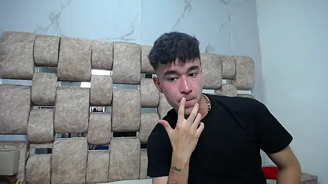 KathyAiden online show from 21, 4, 2026