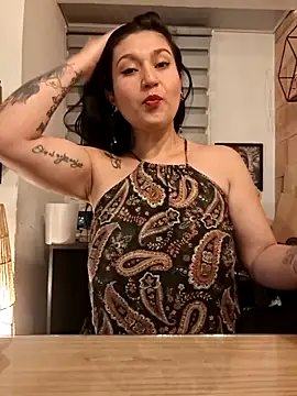 Snapshot of Magenta_Moon chatting on 12, 6, 2026 Magenta Moon online show from 12, 6, 2026