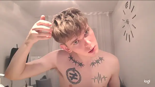 Snapshot of Fredd_Xanders chatting on 2, 6, 2026 Fredd Xanders online show from 2, 6, 2026