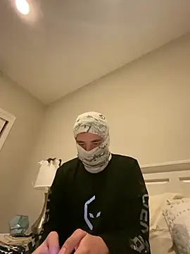 phantom898983 online show from 14, 4, 2026