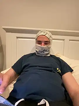 phantom898983 online show from 17, 4, 2026