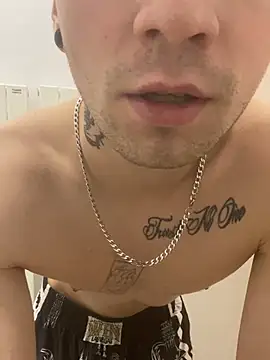 Snapshot of squty chatting on 11, 1, 2026 squty online show from 11, 1, 2026