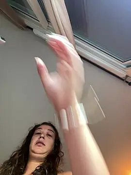 Deborahoff online show from 25, 6, 2026