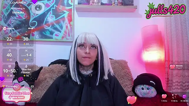 Snapshot of Julls420_ chatting on 6, 7, 2026 Julls420 online show from 6, 7, 2026