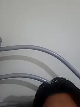 isaacjllmbh online show from 4, 2, 2026