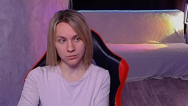 MiaBun1 online show from 15, 5, 2026