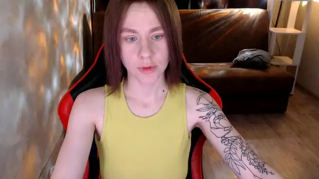 MiaBun1 online show from 17, 12, 2025