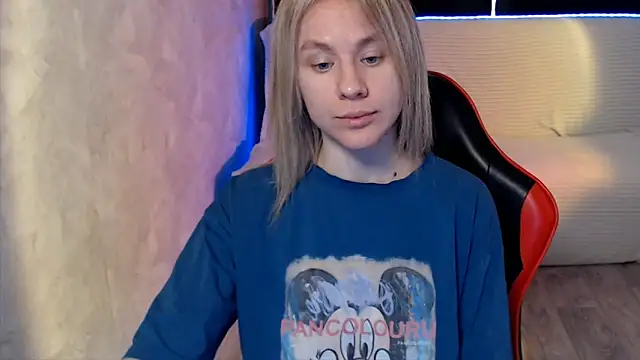 MiaBun1 online show from 15, 4, 2026