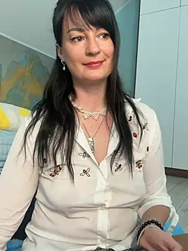 CherryCherry03 online show from 7, 3, 2026